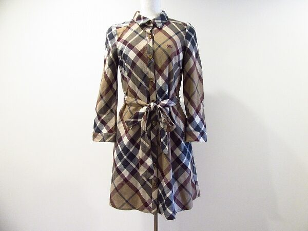 落ち着いたチェックにらしさが出る！バーバリーブルーレーベルのシャツワンピースを買取しました
