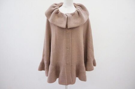 一度見たら忘れられないデザイン｜トゥービーシックのカーディガンを買取しました