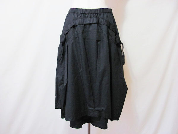 厚みがある感じも素敵｜エイココンドウのスカートを買取しました