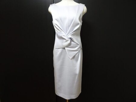 体型も綺麗にみせてくれる｜グレースコンチネンタルのワンピースを買取しました