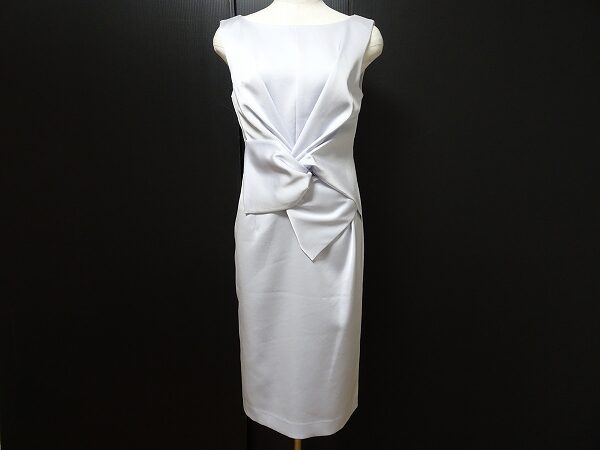 体型も綺麗にみせてくれる|グレースコンチネンタルのワンピースを買取しました