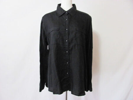 首元を覆うしっかりした襟がいい！ダナキャランのシャツを買取しました