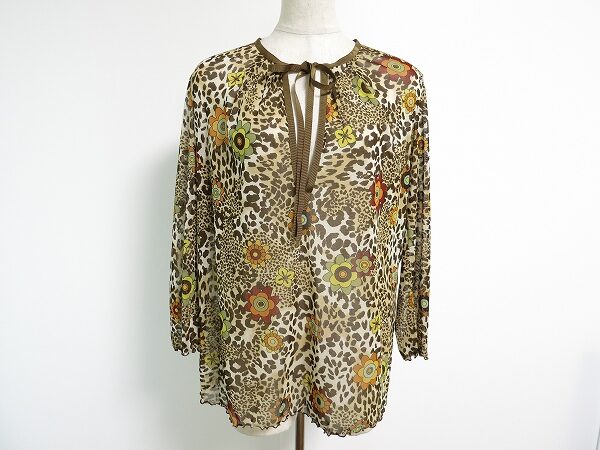 抜群の存在感 レリアンのブラウスを買取しました