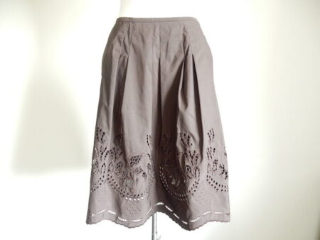 素材感もほっとする｜ユキトリイのスカートを買取しました