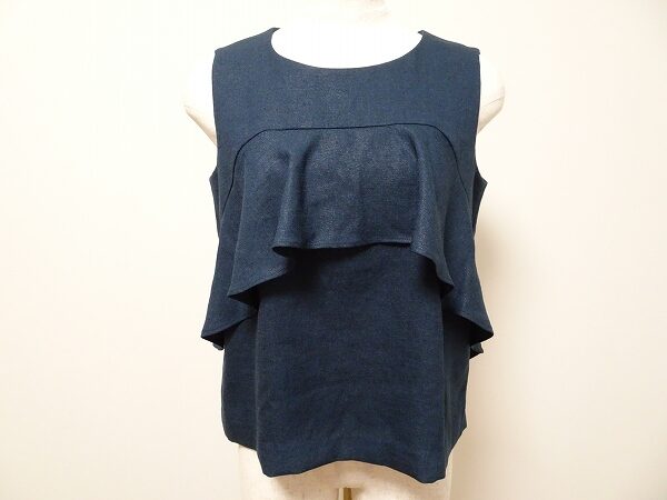 胸元のフリルが丁度よい｜レリアンのカットソーを買取しました