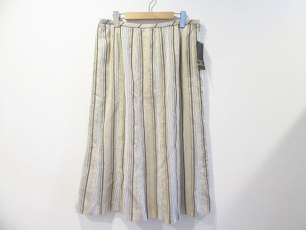 品よし！バランスよし！レリアンのスカートを買取しました