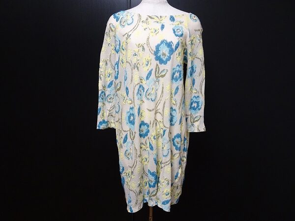 アイボリー×花がマッチ｜タバサのワンピースを買取しました