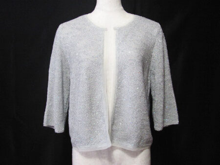 スパンコールで煌びやかさを作る｜自由区のカーディガンを買取しました