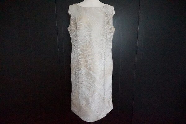 才色兼備な印象に？ダーマのワンピースを買取しました