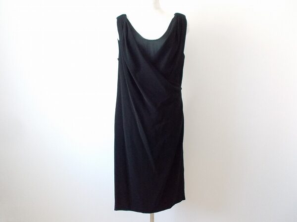 重ね着風で可愛らしく！ダーマのワンピースを買取しました