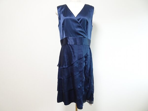 キラキラした印象ゲットへ！ダーマのワンピースを買取しました