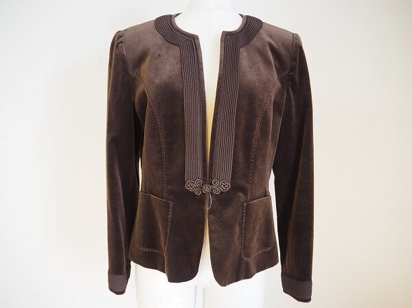 ベロアに高級感を感じる｜レリアンのジャケットを買取しました