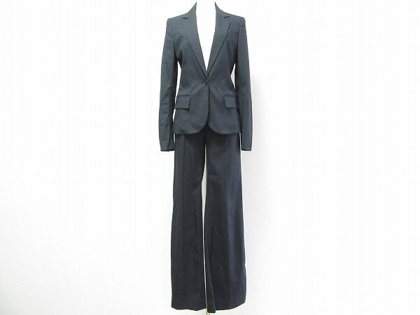 細かいところまで工夫が光る｜セオリーのパンツスーツを買取しました
