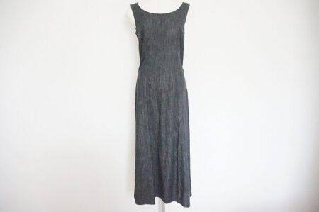 スラリとしたシルエットになる｜タバサのワンピースを買取しました