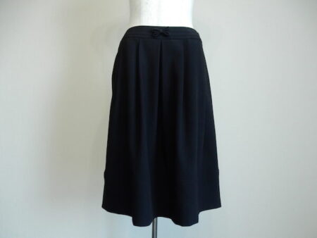 いつでも使える｜トゥービーシックのスカートを買取しました