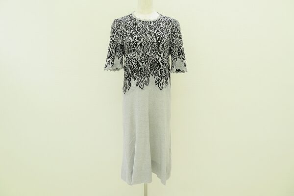 ゴージャス感が半端ない｜斉藤都世子のワンピースを買取しました