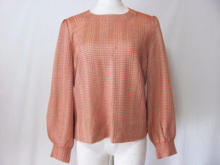 心も弾む斉藤都世子のオレンジニットを買取しました