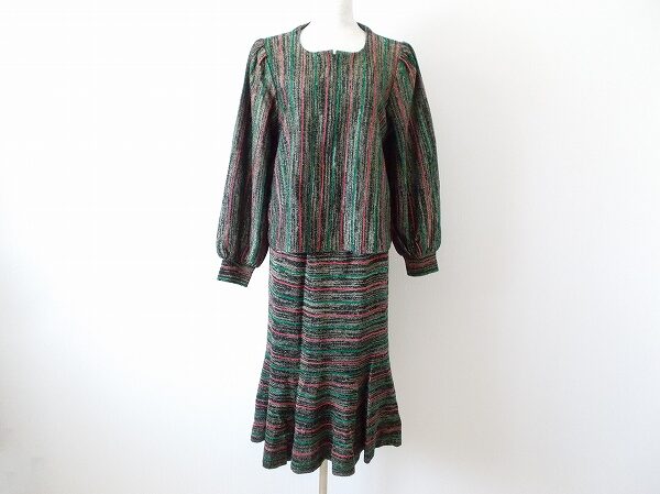 色合いがゴージャス｜斉藤都世子のセットアップを買取しました