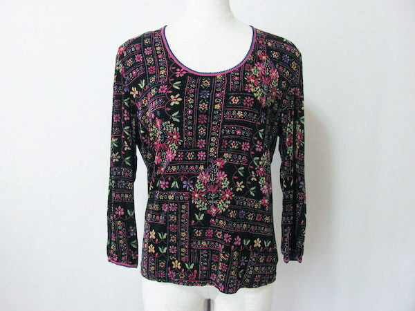 豪華な柄にパワーをもらえる｜伊太利屋のカットソーを買取しました