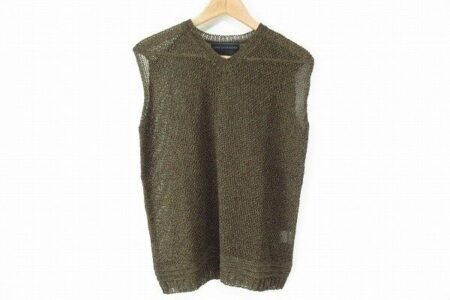 濃厚なカーキが紳士さをプラス｜コムサコレクションのベストを買取しました