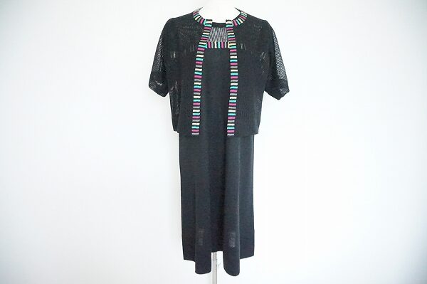 カラフルボーダーが魅力的｜斉藤都世子のセットアップを買取しました