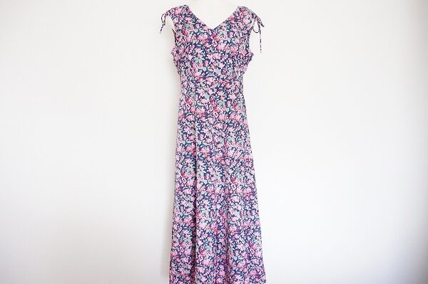 小柄で華やぐムード｜ローラアシュレイのワンピースを買取しました