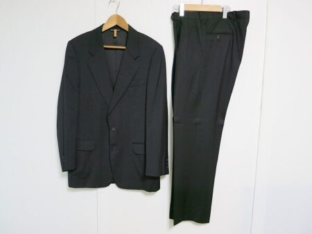 バーニーズニューヨーク×ロロピアーナのシングルスーツをお買取