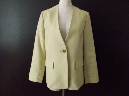 麻素材で涼しげ フレイアイディーのジャケットを買取しました