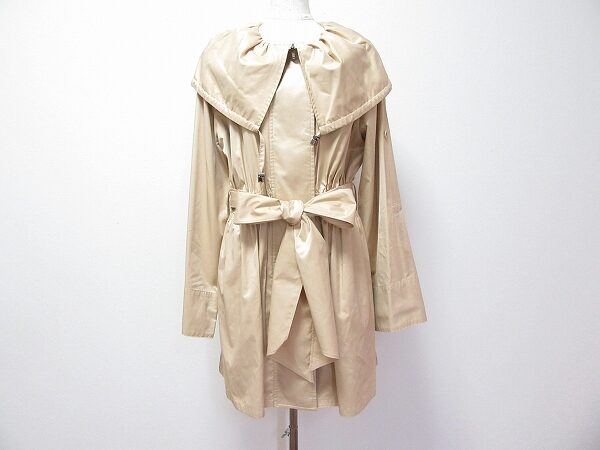 スタイリッシュに着られる レリアンのコートを買取しました