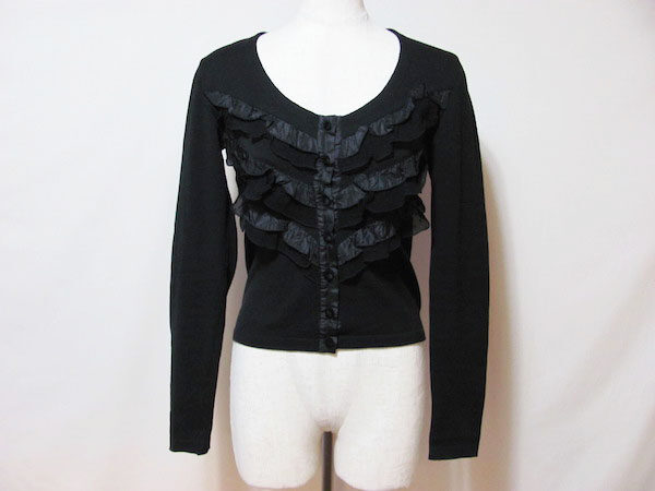 ダークさもあり柔らかさもある ブルマリンのカーディガンを買取しました