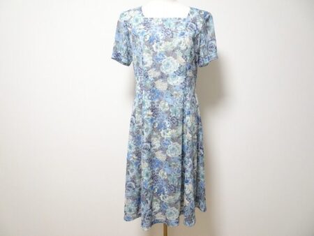 可憐で上品｜スキャパのワンピースを買取しました