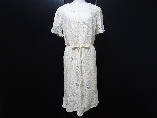 たおやかな女性に変身できる ギャラリービスコンティのワンピースを買取しました