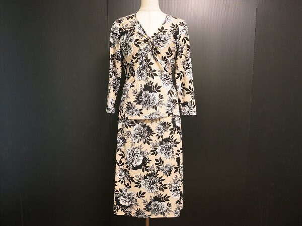 ゴージャスさ感じる ローラアシュレイのセットアップを買取しました