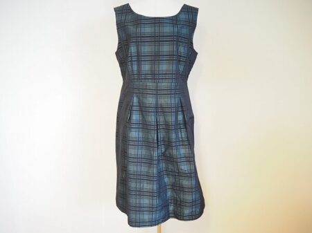 落ち着き放ったチェックがポイント タルボットのワンピースを買取しました