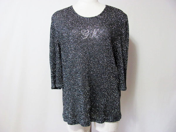 どこかゴージャスさを感じます 伊太利屋のニットを買取しました