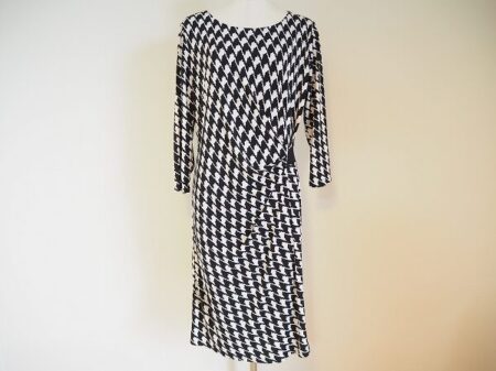千鳥柄が上品 ローラアシュレイのワンピースを買取しました