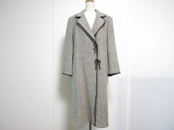 シーン問わず使える レリアンのロングコートを買取しました