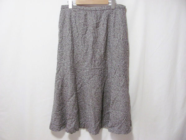 しっとり感が癖になる!レリアンのスカートを買取しました