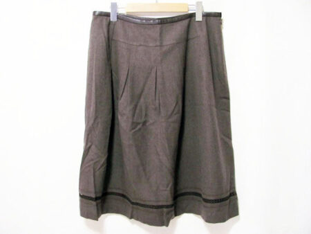 どんなお洋服にも馴染む レリアンのスカートを買取しました