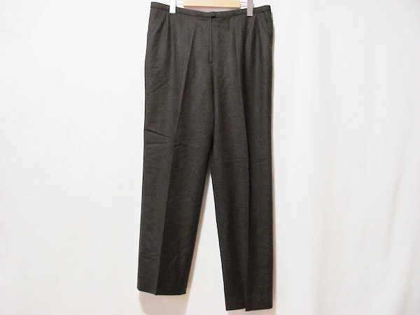 優しいブラウンで程よく使える レリアンのパンツを買取しました