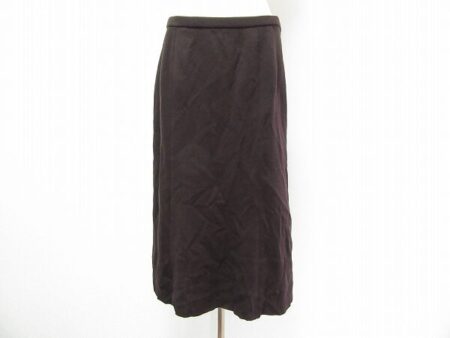 濃厚なブラウンに惚れ惚れする レリアンのスカートを買取しました