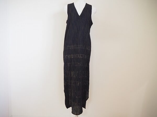 スッキリ感を演出できる ロメオジリのワンピースを買取しました