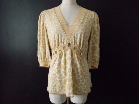 控えめなレオパードが素敵な伊太利屋のカットソーを買取しました