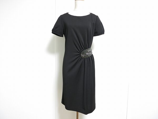 モードな雰囲気が嬉しい クリスセリーンのワンピースを買取しました