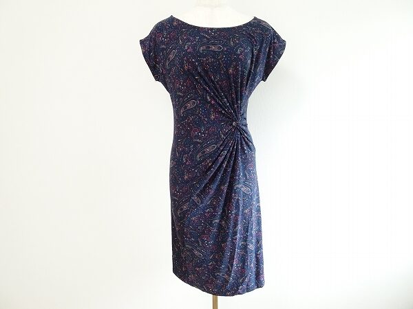 控えめなペイズリー柄にキュンとなる！フィフィーユパリのワンピースを買取しました