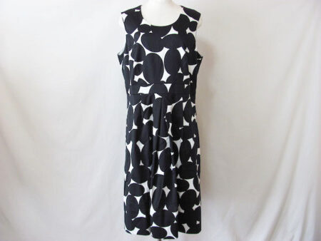 特殊な柄がおしゃれを作り出す！タルボットのワンピースを買取しました