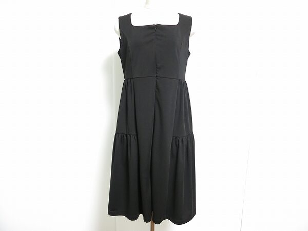 美々しいラインに注目 レジーナリスレのワンピースを買取しました