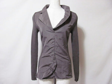 さっぱりしたフリルで綺麗めスタイル！オスカリートのカットソーを買取しました