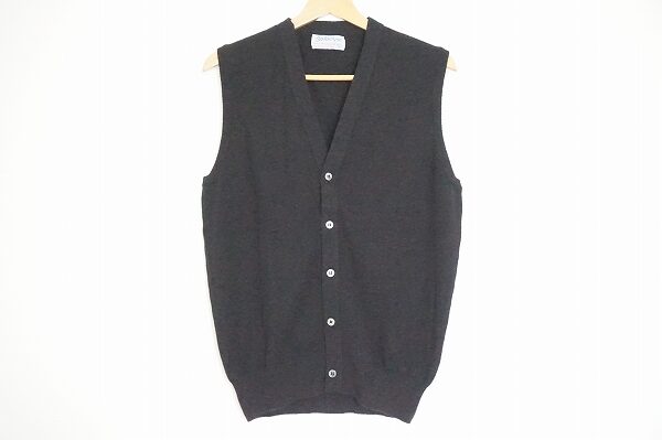 礼儀正しさが出る!バランタインのニットベストを買取しました