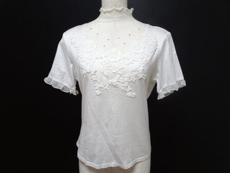 細身の方にも自信を持って着ていただける 洋服屋のカットソーを買取しました